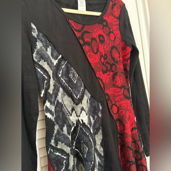 The Pyramid Collection Abstract Dress Women’s Size XS/S - Picture 5 of 5